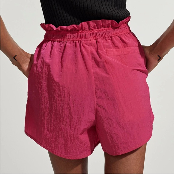 Slightly used Varley Shorts - Picture 2 of 4